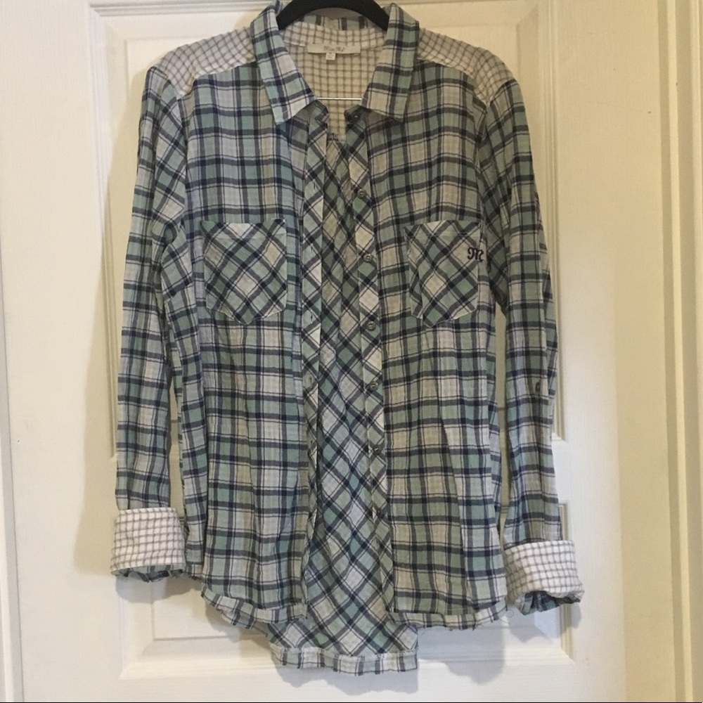 Miss Me | Women’s Button Down Long Sleeve Size M